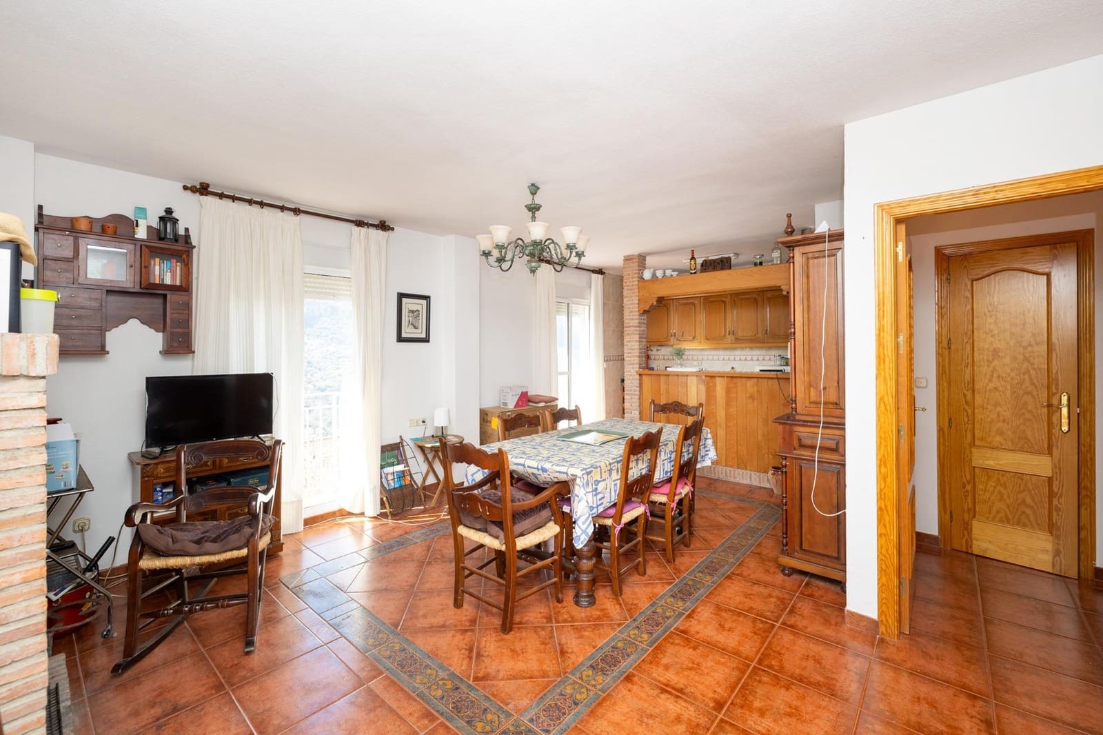 6 bedroom Villa for sale in Guejar Sierra with pool garage - € 430,000 (Ref: 9831215)