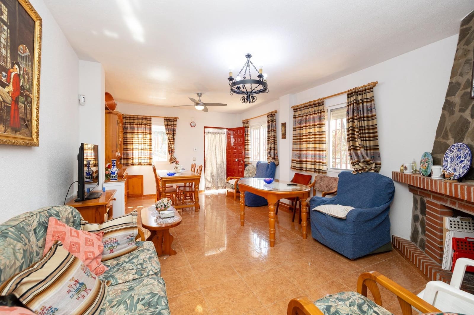 6 bedroom Villa for sale in Guejar Sierra with pool garage - € 430,000 (Ref: 9831215)