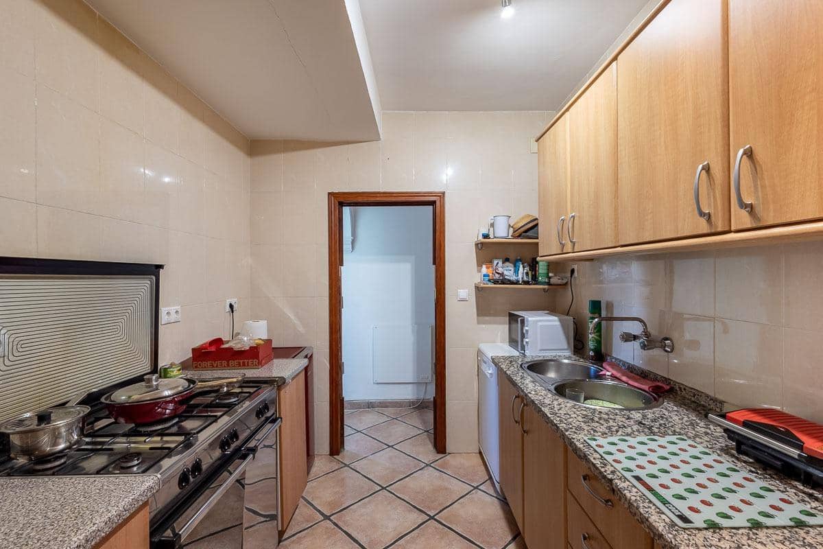4 soveværelse Villa til salg i Fornes med garage - € 89.000 (Ref: 9839128)