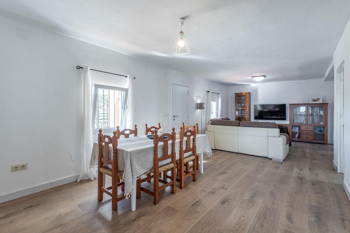 3 soveværelse Finca/Landehus til salg i Alhama de Granada med garage - € 145.000 (Ref: 9875975)