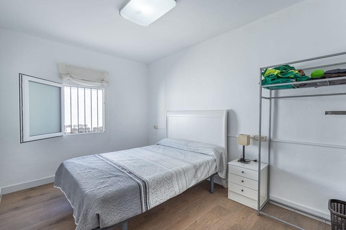 3 soveværelse Finca/Landehus til salg i Alhama de Granada med garage - € 145.000 (Ref: 9875975)