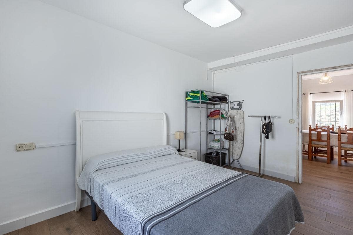 3 soveværelse Finca/Landehus til salg i Alhama de Granada med garage - € 145.000 (Ref: 9875975)