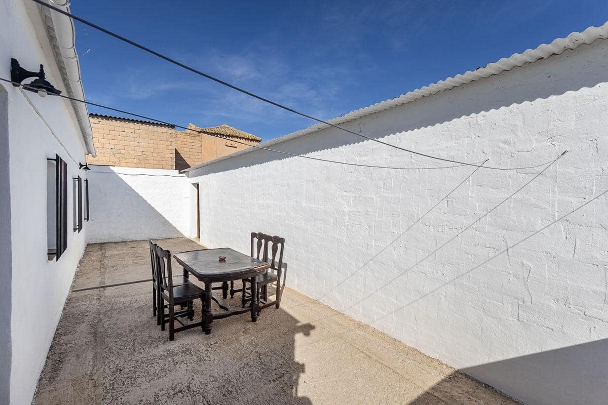 3 soveværelse Finca/Landehus til salg i Alhama de Granada med garage - € 145.000 (Ref: 9875975)