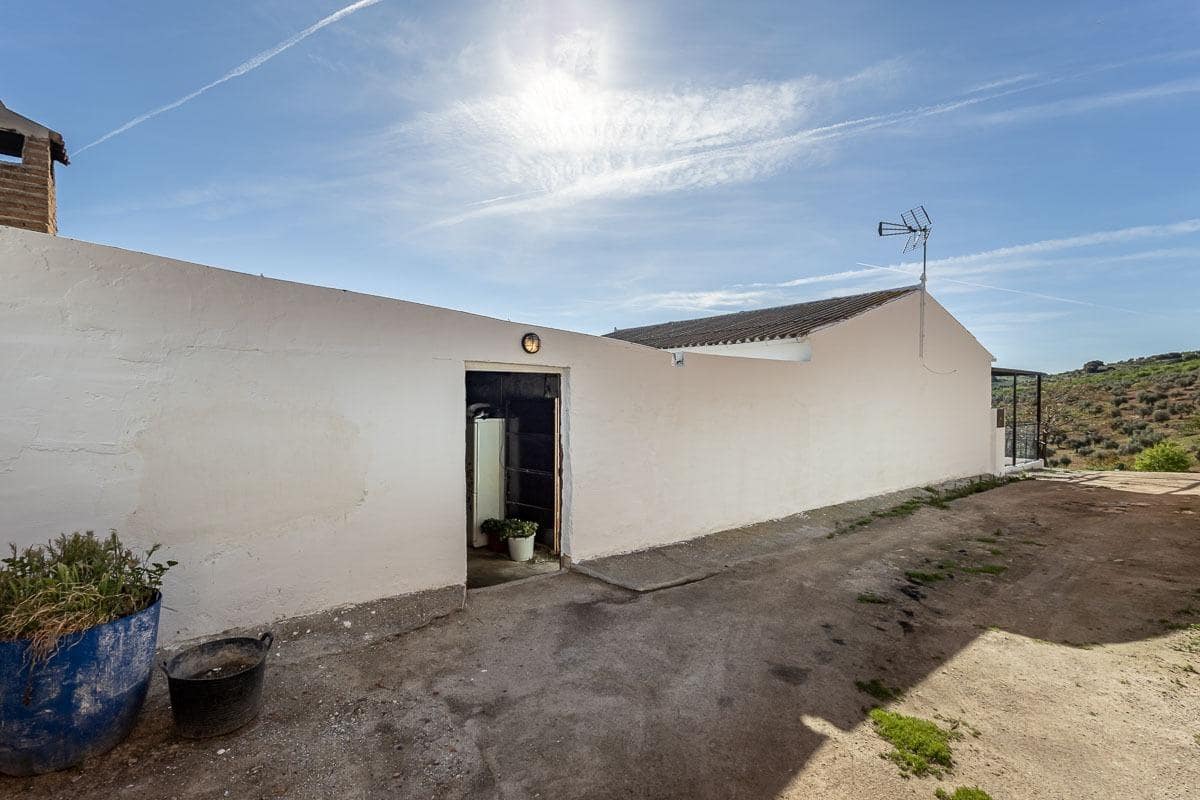 3 soveværelse Finca/Landehus til salg i Alhama de Granada med garage - € 145.000 (Ref: 9875975)