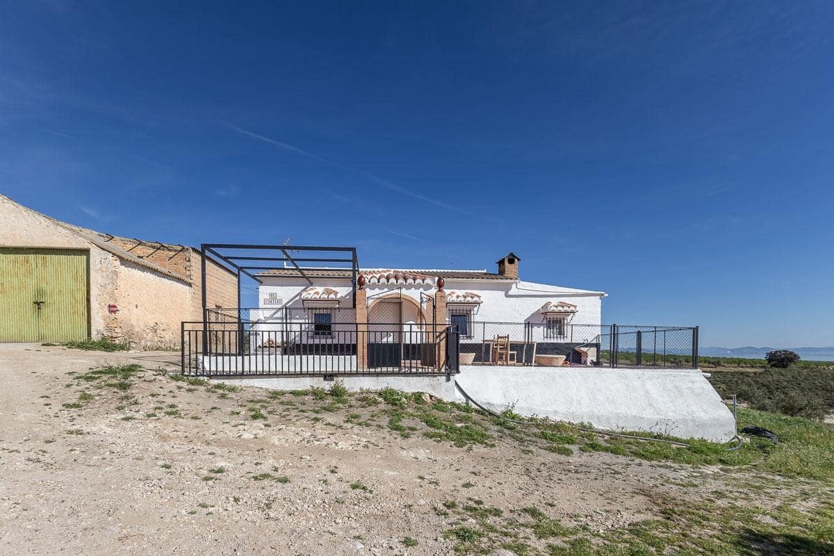 3 soveværelse Finca/Landehus til salg i Alhama de Granada med garage - € 145.000 (Ref: 9875975)
