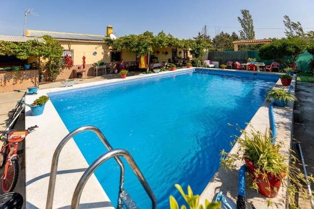 3 soveværelse Finca/Landehus til salg i Alhama de Granada med swimmingpool - € 169.000 (Ref: 9875976)