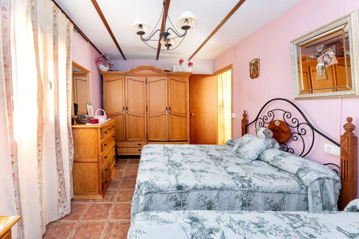 3 soveværelse Finca/Landehus til salg i Alhama de Granada med swimmingpool - € 169.000 (Ref: 9875976)
