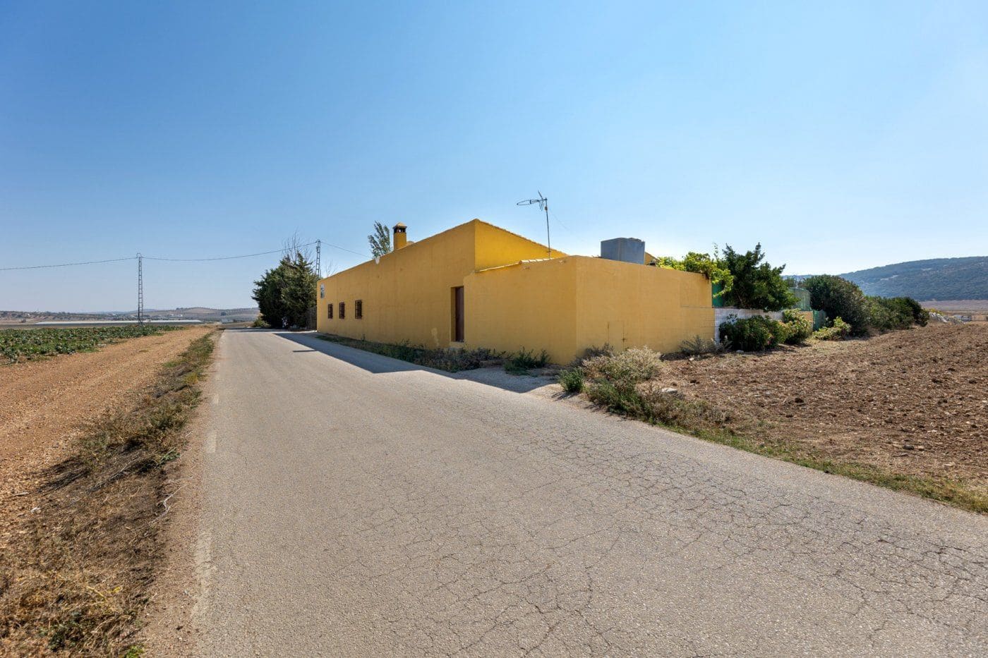 3 soveværelse Finca/Landehus til salg i Alhama de Granada med swimmingpool - € 169.000 (Ref: 9875976)