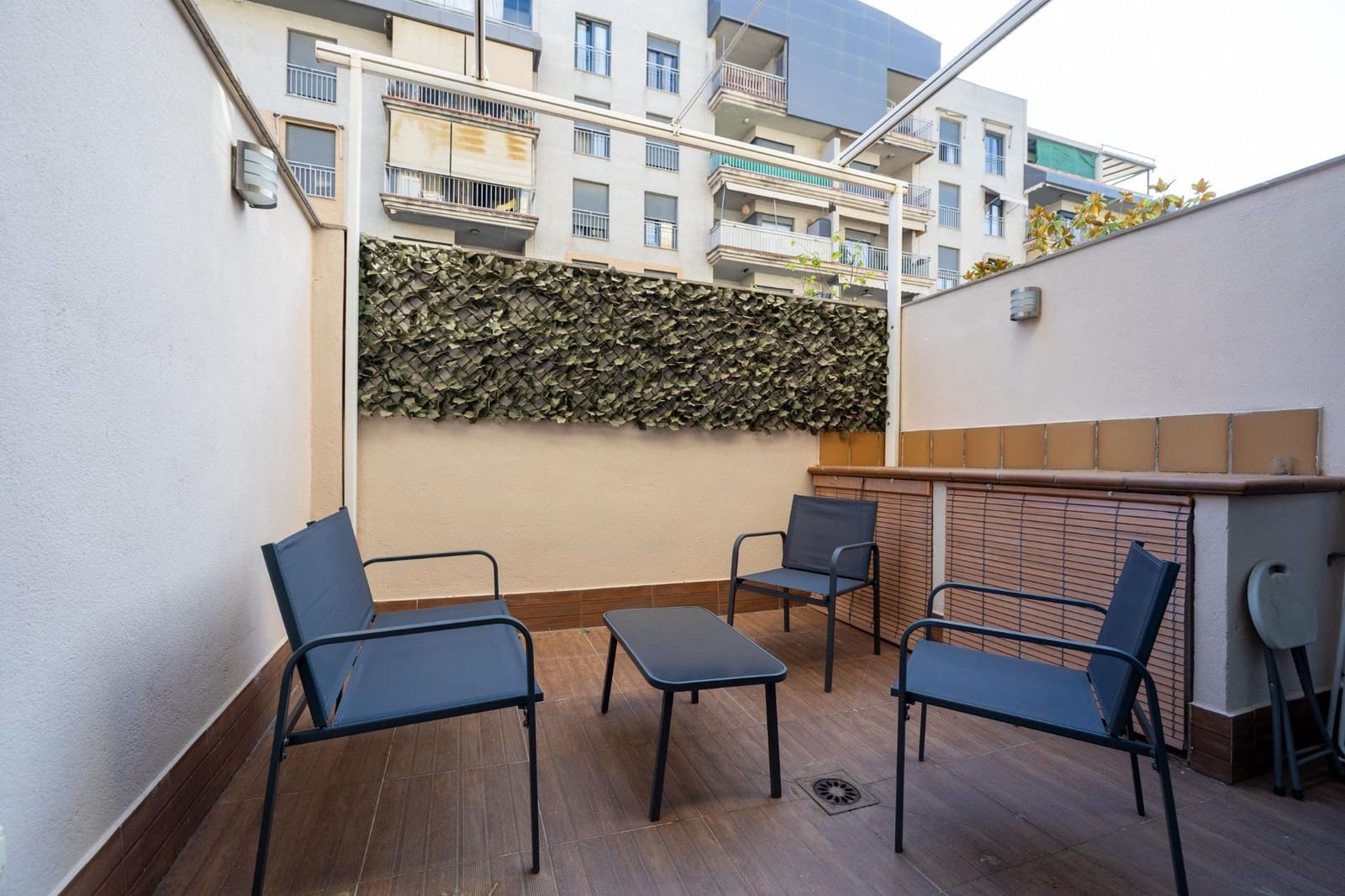 1 sovrum Lägenhet till salu i Granada stad med pool garage - 215 000 € (Ref: 9916574)
