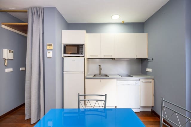 1 Zimmer Apartment zu verkaufen in Centro - Sagrario, Granada Stadt mit Pool Garage - 215.000 € (Ref: 9916574)