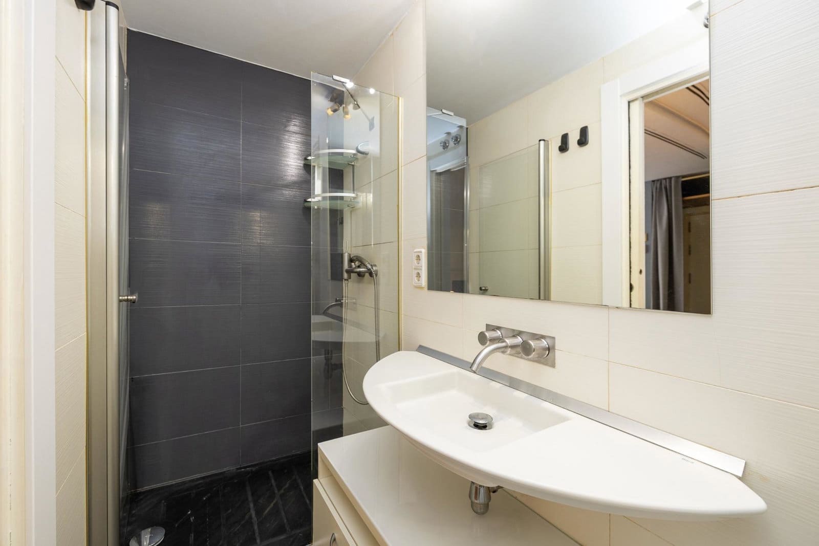 1 camera da letto Appartamento in vendita in Granada citta con piscina garage - 215.000 € (Rif: 9916574)