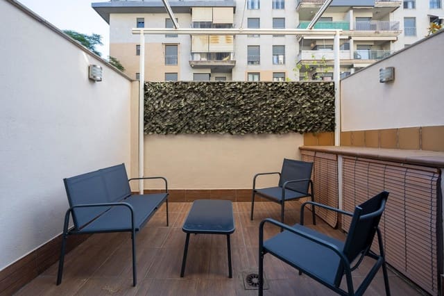 1 Zimmer Apartment zu verkaufen in Centro - Sagrario, Granada Stadt mit Pool Garage - 215.000 € (Ref: 9916574)