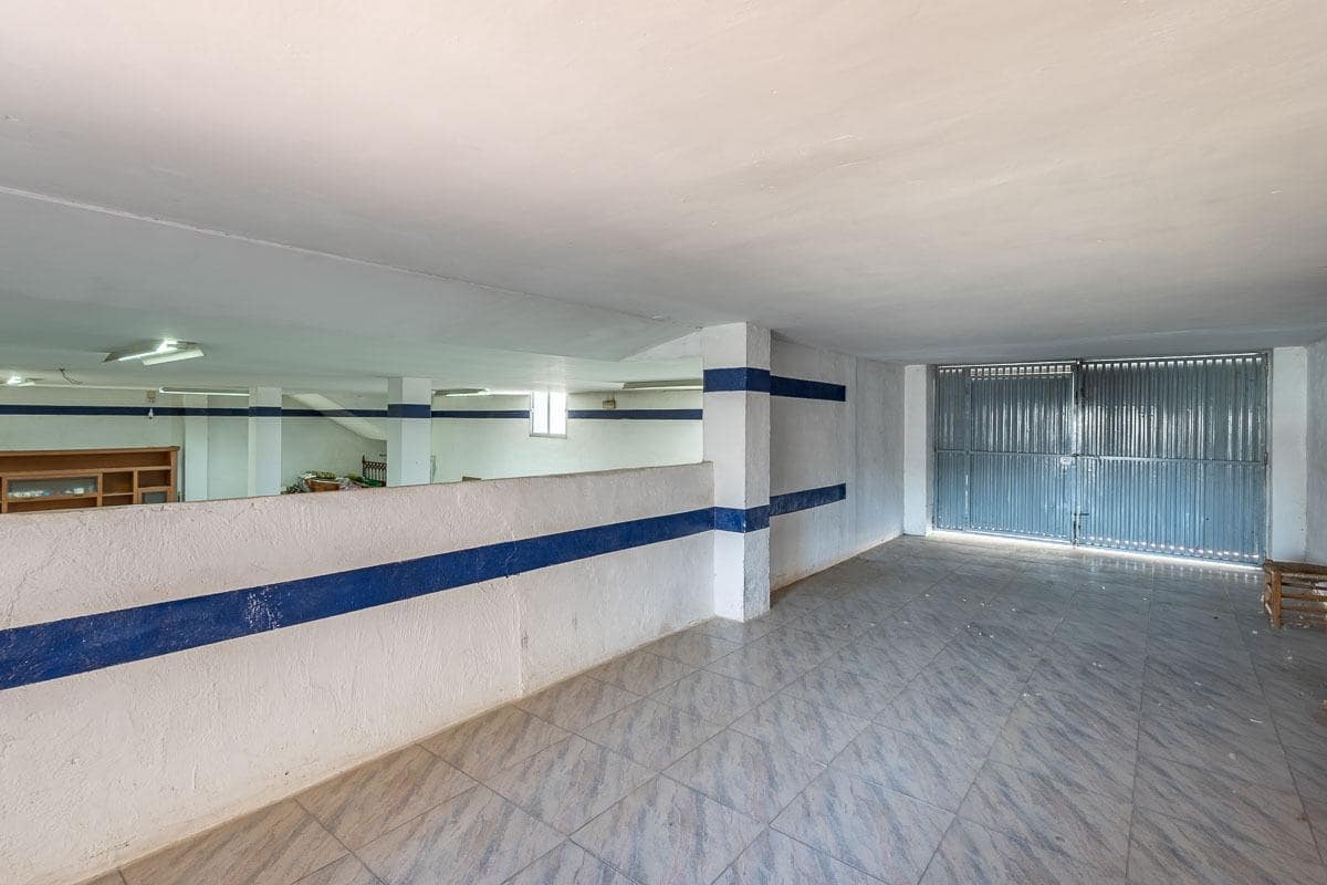 4 bedroom Villa for sale in Lachar with garage - € 239,000 (Ref: 9916576)
