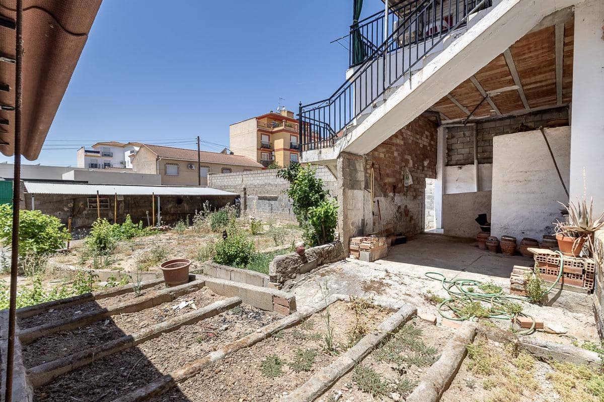 4 bedroom Villa for sale in Lachar with garage - € 239,000 (Ref: 9916576)