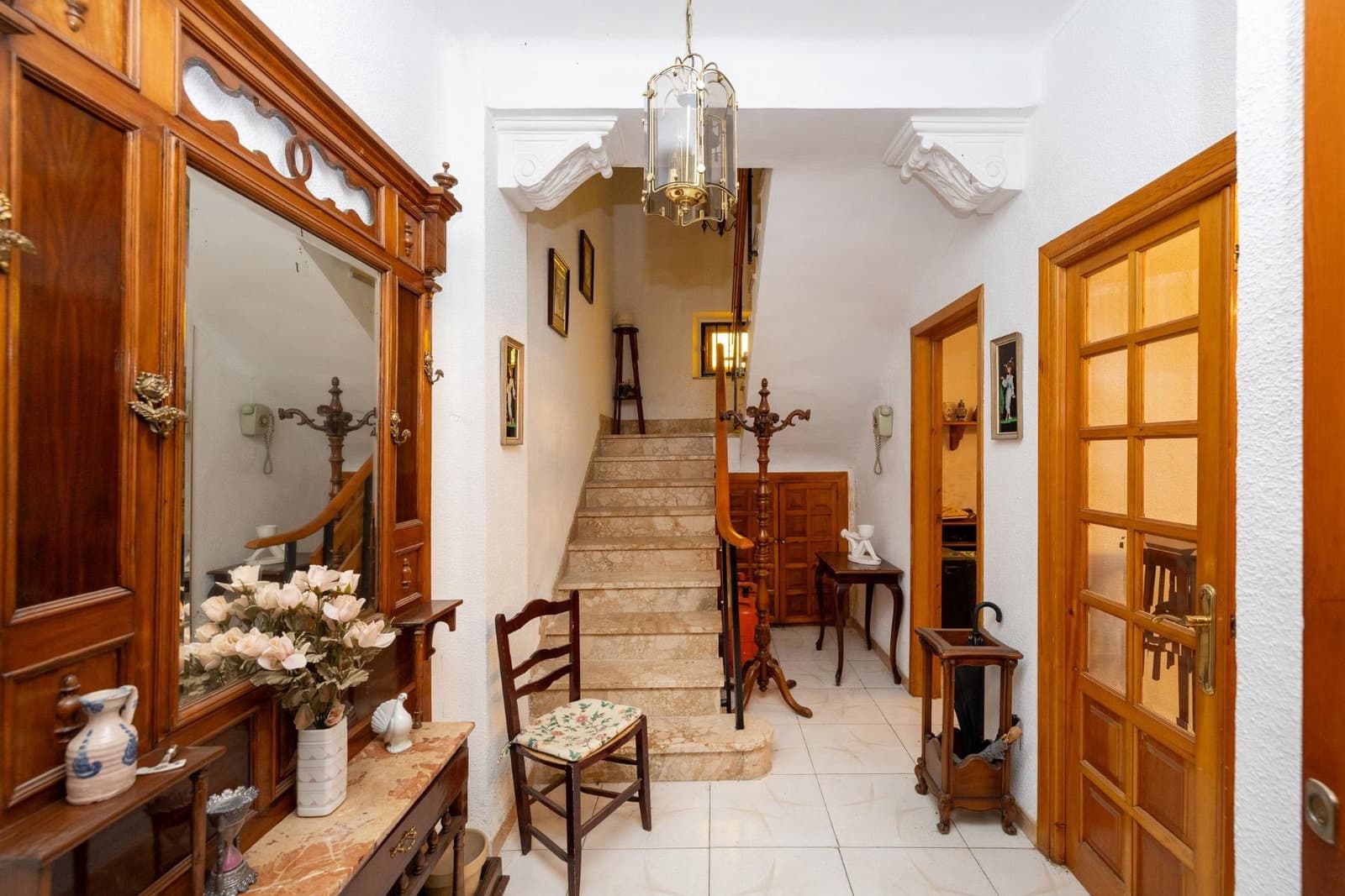 6 sovrum Villa till salu i Granada stad - 149 000 € (Ref: 9916577)