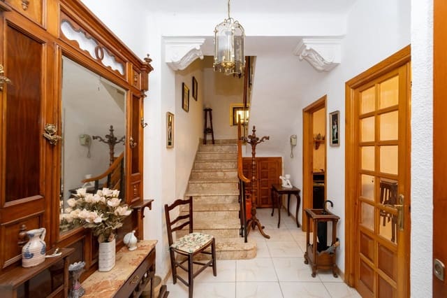 6 makuuhuone Huvila myytävänä paikassa Centro - Sagrario, Granada kaupunki - 160 000 € (Ref: 9916577)