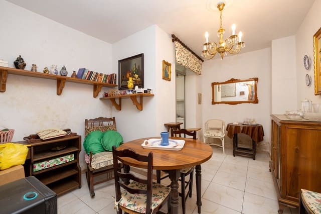 6 makuuhuone Huvila myytävänä paikassa Centro - Sagrario, Granada kaupunki - 160 000 € (Ref: 9916577)