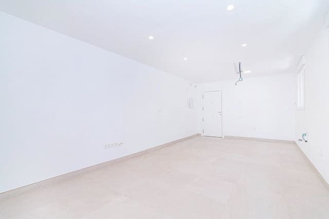 2 slaapkamer Appartement te koop in Atarfe - € 138.000 (Ref: 9916580)
