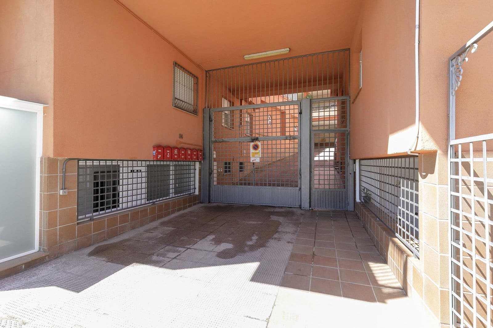 5 quarto Moradia em Banda para venda em Granada cidade com garagem - 505 000 € (Ref: 9916581)