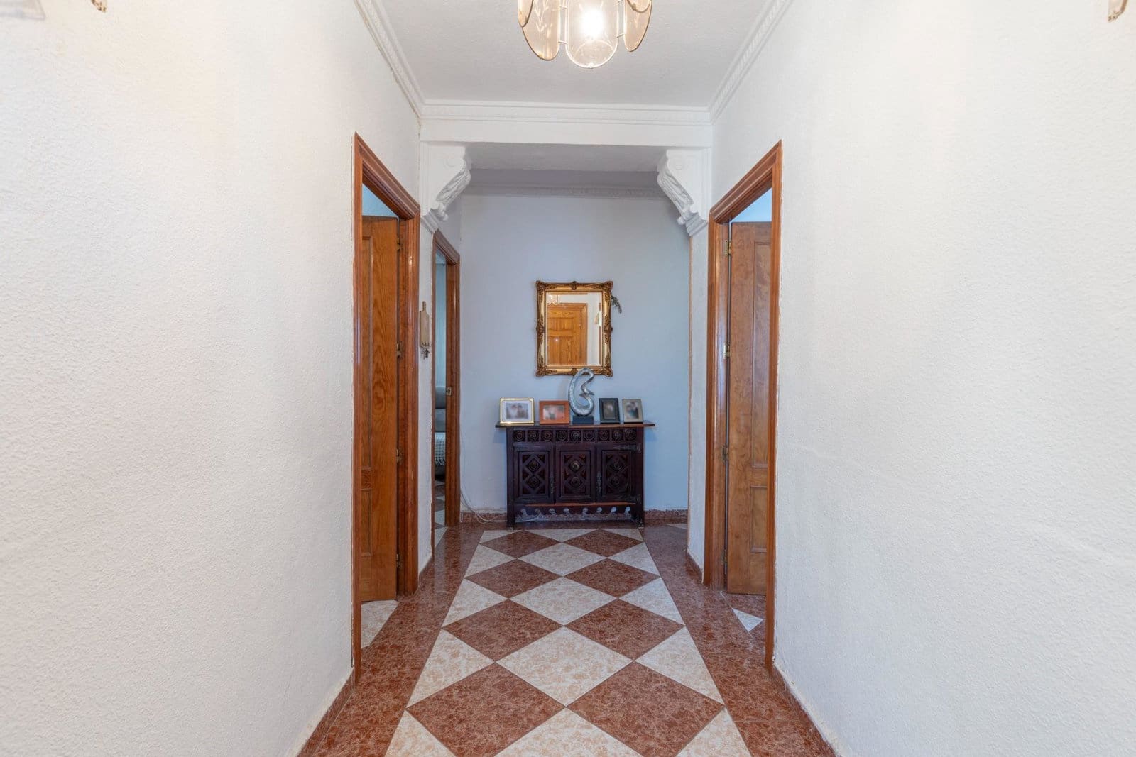 3 soveværelse Villa til salg i La Zubia med garage - € 239.000 (Ref: 9916582)