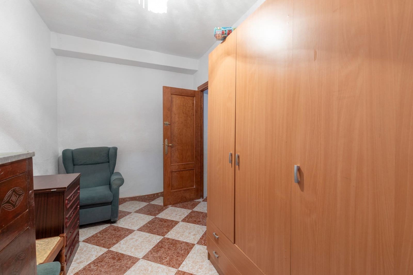 3 soveværelse Villa til salg i La Zubia med garage - € 239.000 (Ref: 9916582)