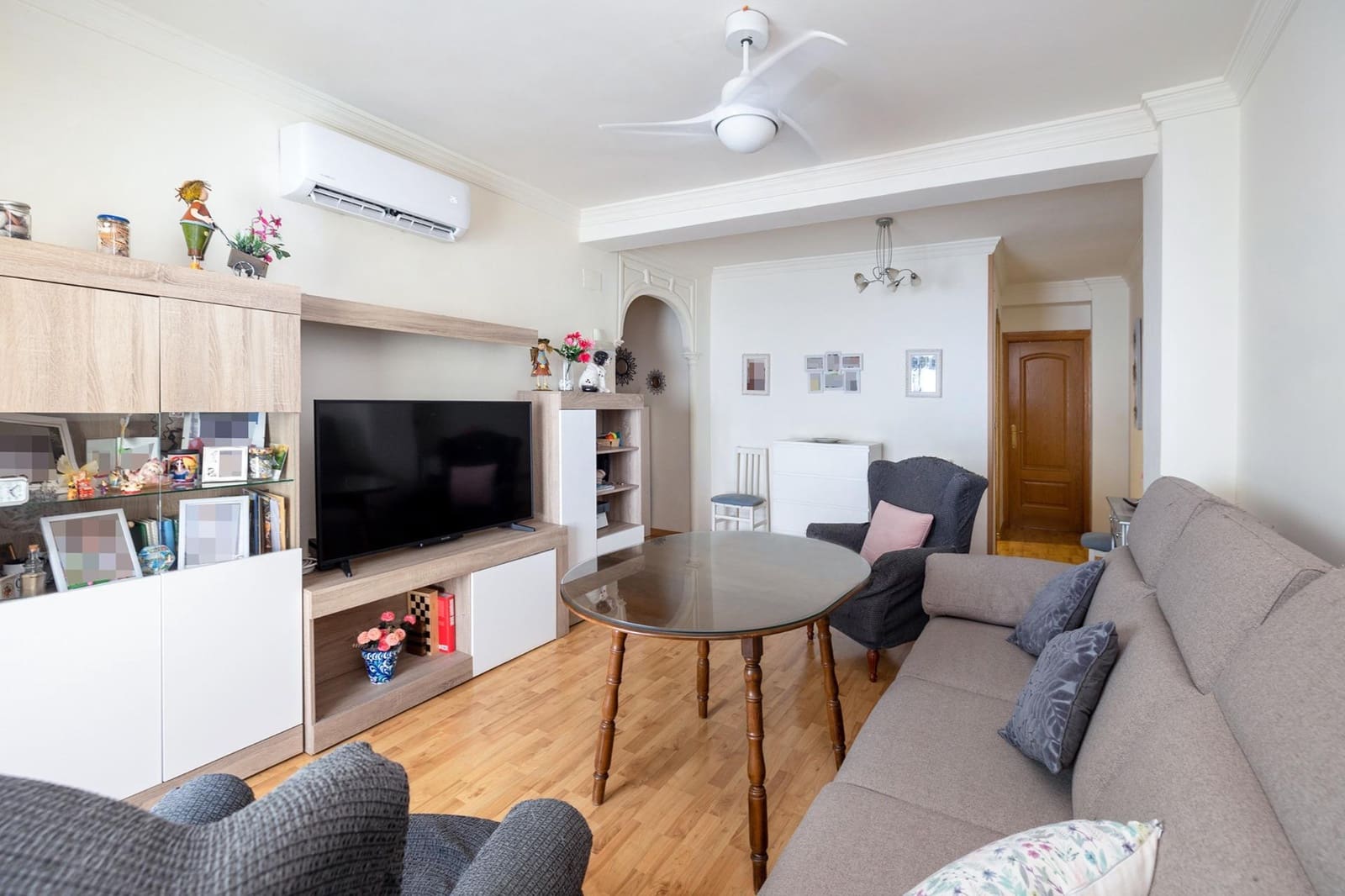 4 soveværelse Rækkehus til salg i Granada by med garage - € 300.000 (Ref: 9916583)