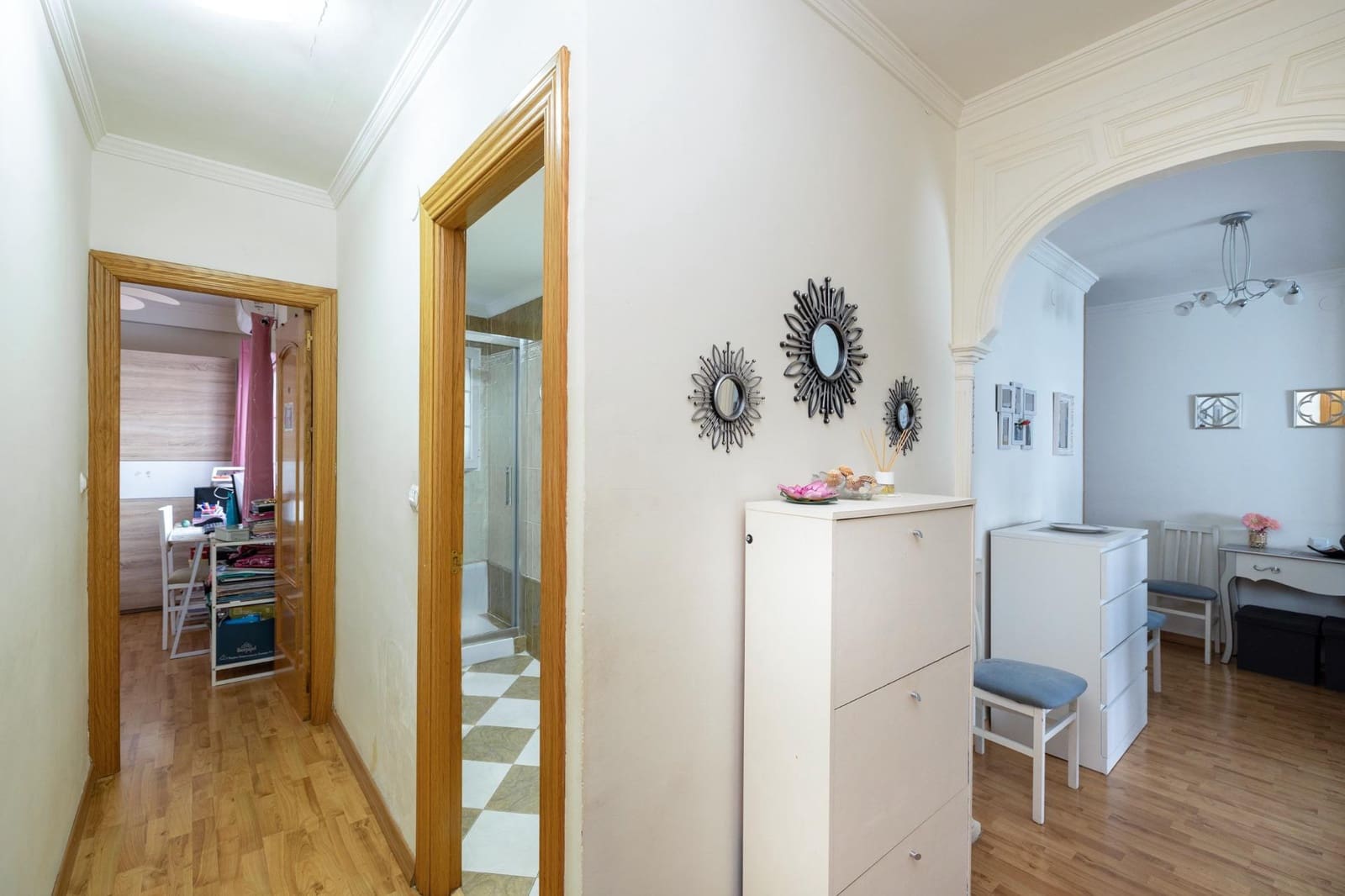 4 soveværelse Rækkehus til salg i Granada by med garage - € 300.000 (Ref: 9916583)