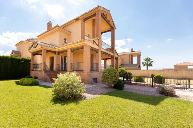 5 slaapkamer Villa te koop in Dílar met zwembad garage - € 390.000 (Ref: 9916585)
