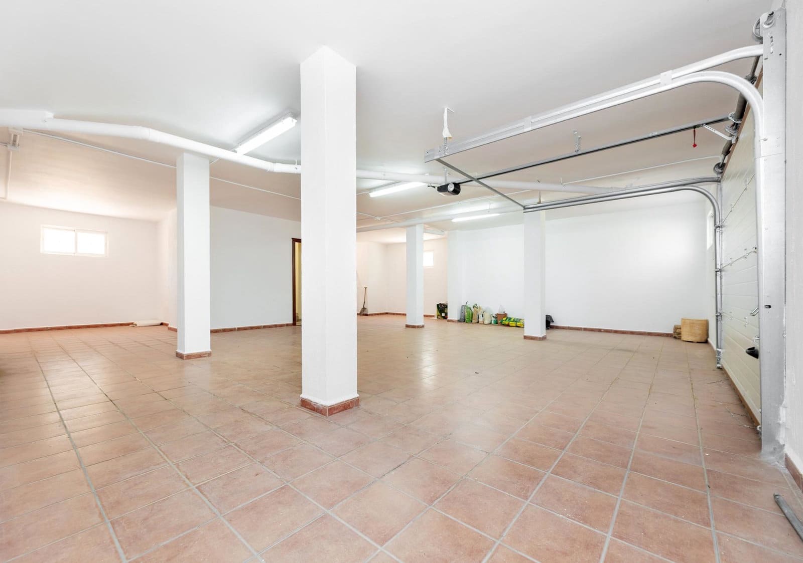 5 sovrum Villa till salu i Dilar med pool garage - 375 000 € (Ref: 9916585)