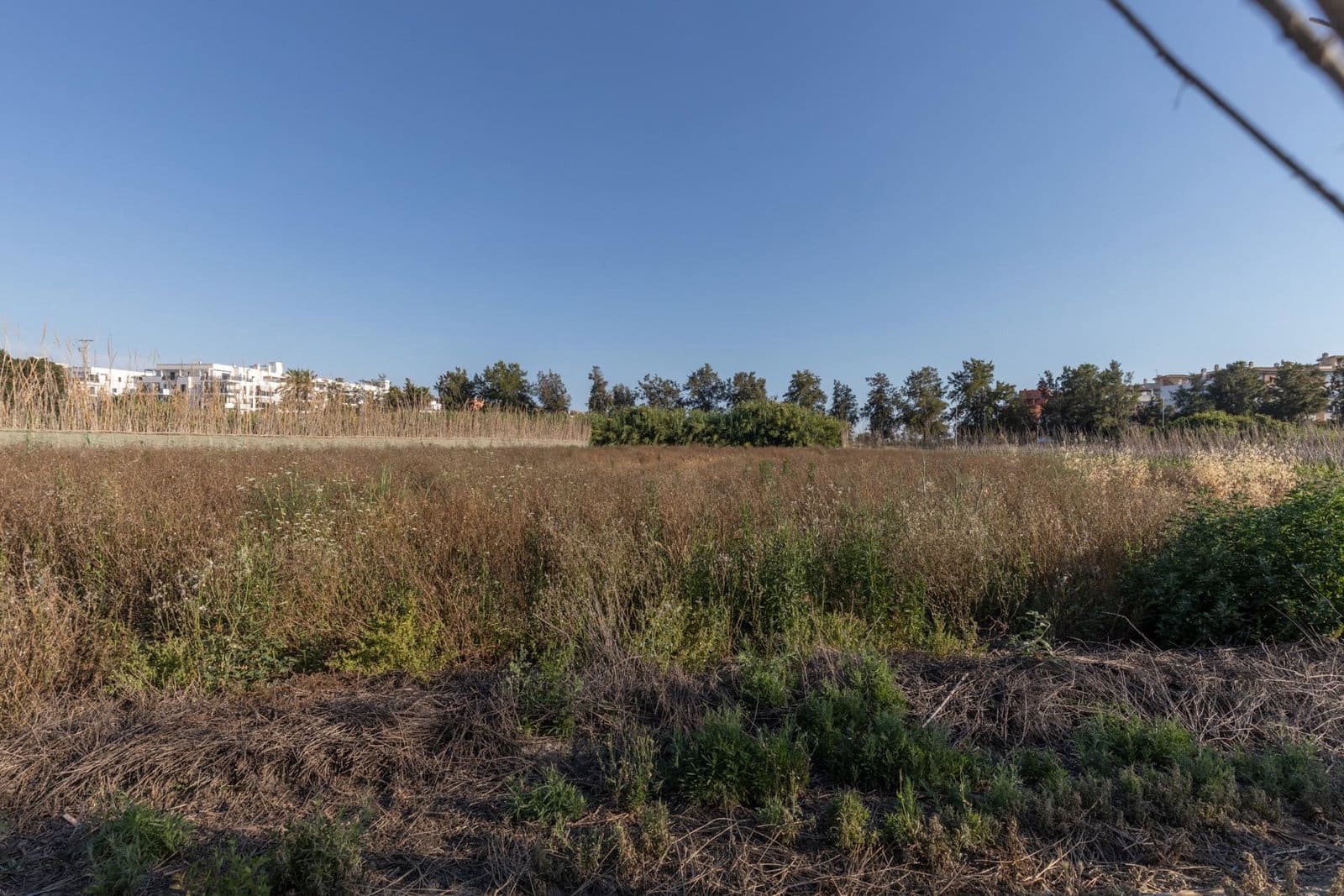 Grunde uden byggetilladelser til salg i Motril - € 70.000 (Ref: 9916586)