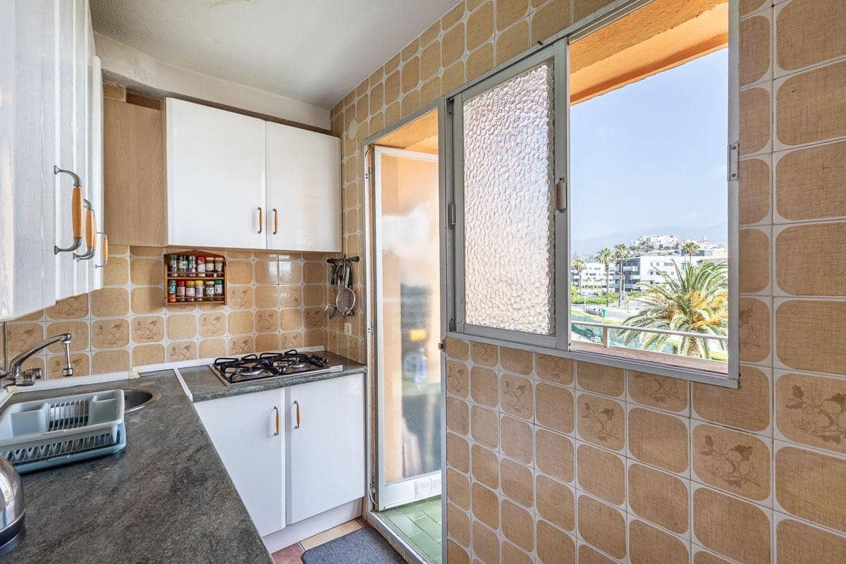 3 quarto Apartamento para venda em Salobrena com piscina - 259 000 € (Ref: 9916587)