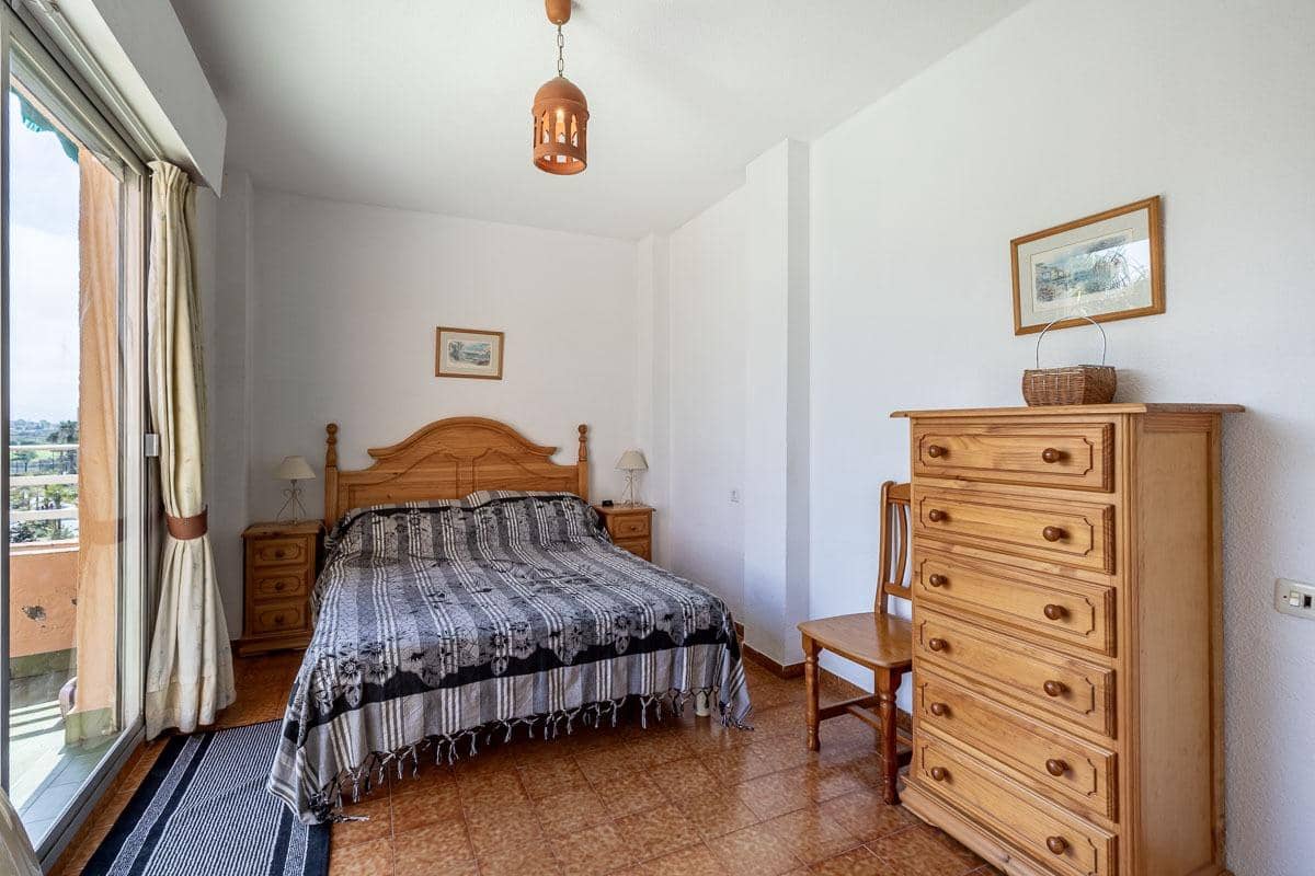 3 quarto Apartamento para venda em Salobrena com piscina - 259 000 € (Ref: 9916587)