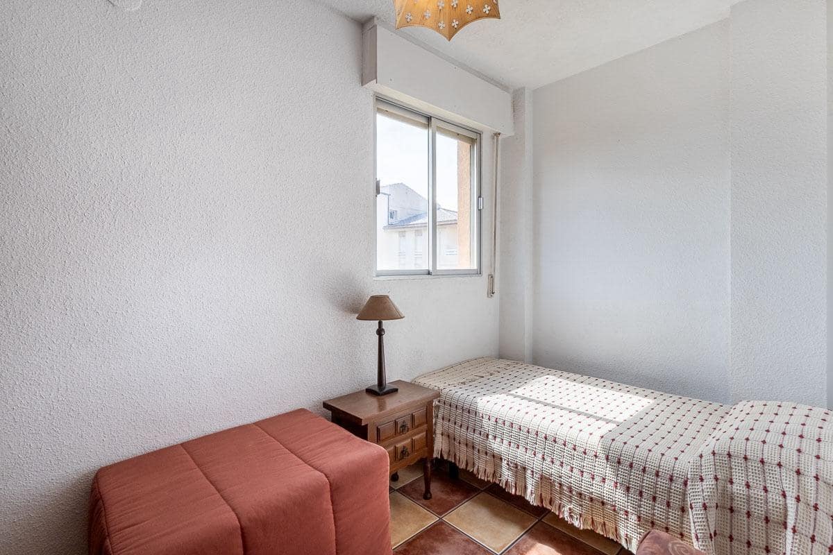 3 quarto Apartamento para venda em Salobrena com piscina - 259 000 € (Ref: 9916587)