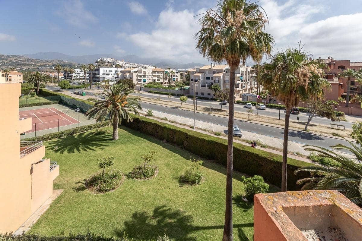 3 quarto Apartamento para venda em Salobrena com piscina - 259 000 € (Ref: 9916587)