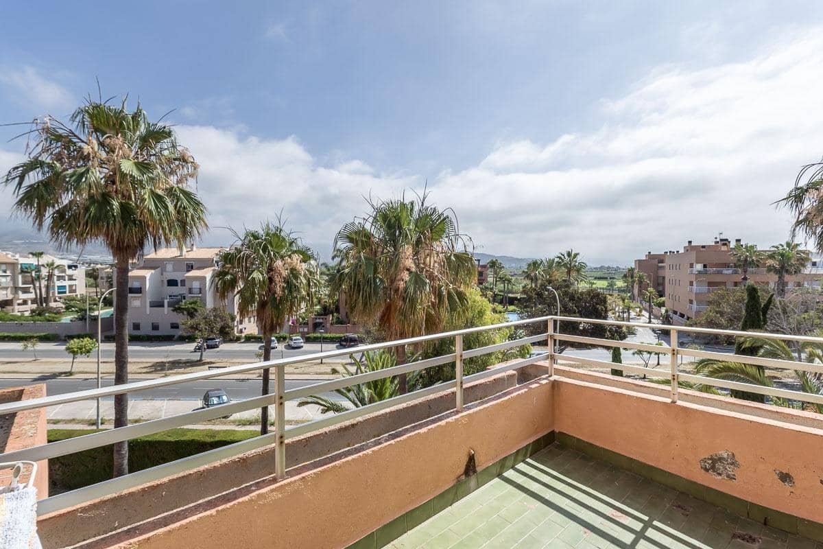 3 quarto Apartamento para venda em Salobrena com piscina - 259 000 € (Ref: 9916587)