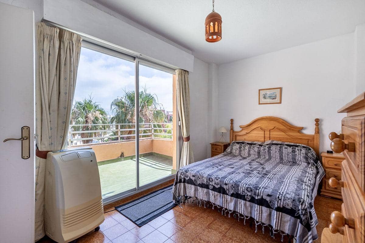 3 quarto Apartamento para venda em Salobrena com piscina - 259 000 € (Ref: 9916587)