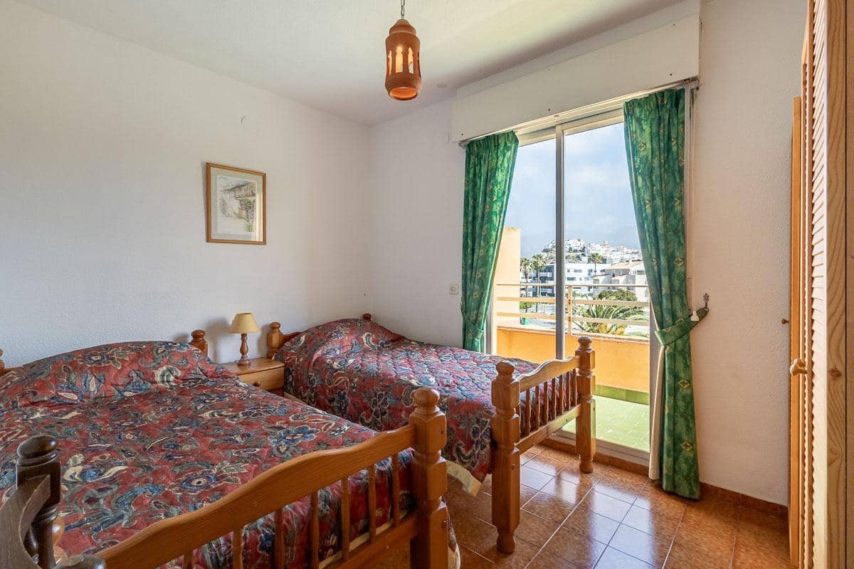 3 quarto Apartamento para venda em Salobrena com piscina - 259 000 € (Ref: 9916587)
