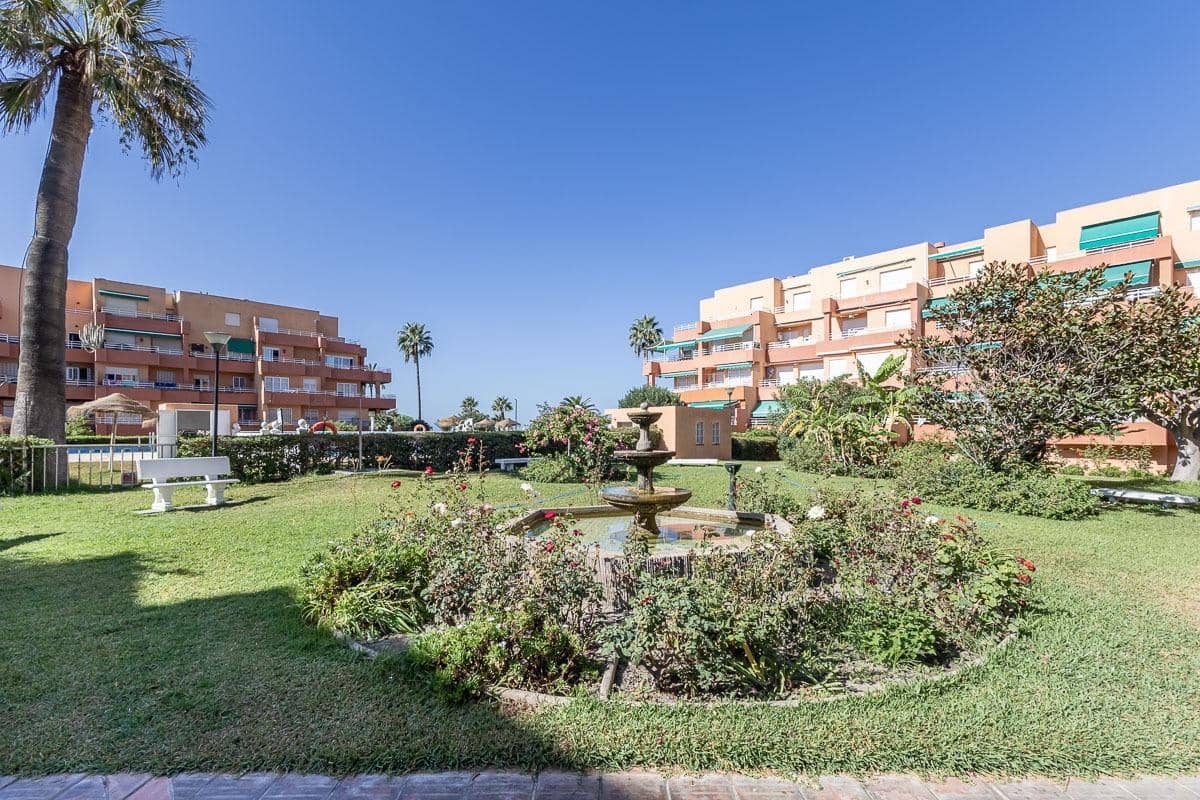 3 quarto Apartamento para venda em Salobrena com piscina - 259 000 € (Ref: 9916587)