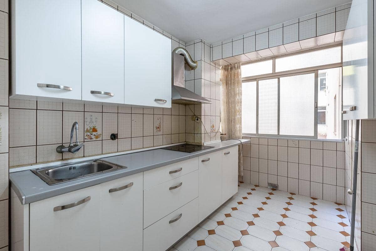 3 slaapkamer Appartement te koop in Granada stad - € 229.000 (Ref: 9916589)