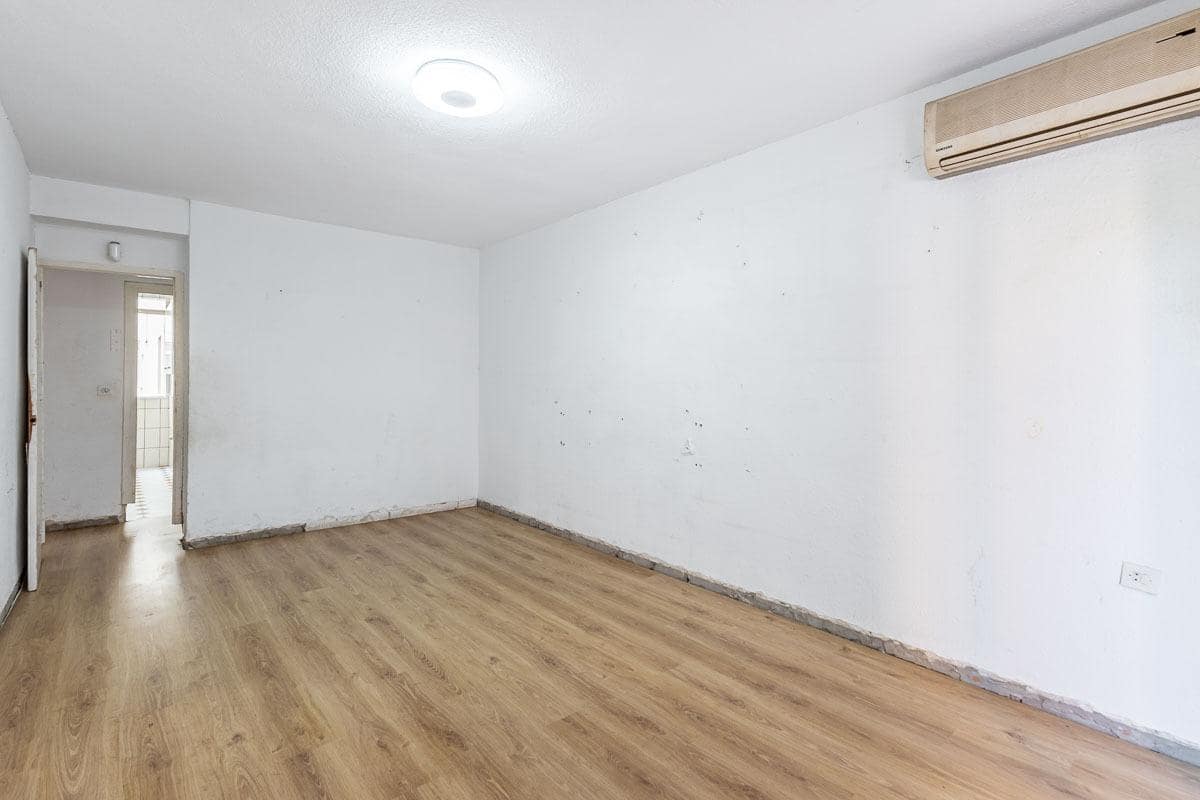 3 slaapkamer Appartement te koop in Granada stad - € 229.000 (Ref: 9916589)