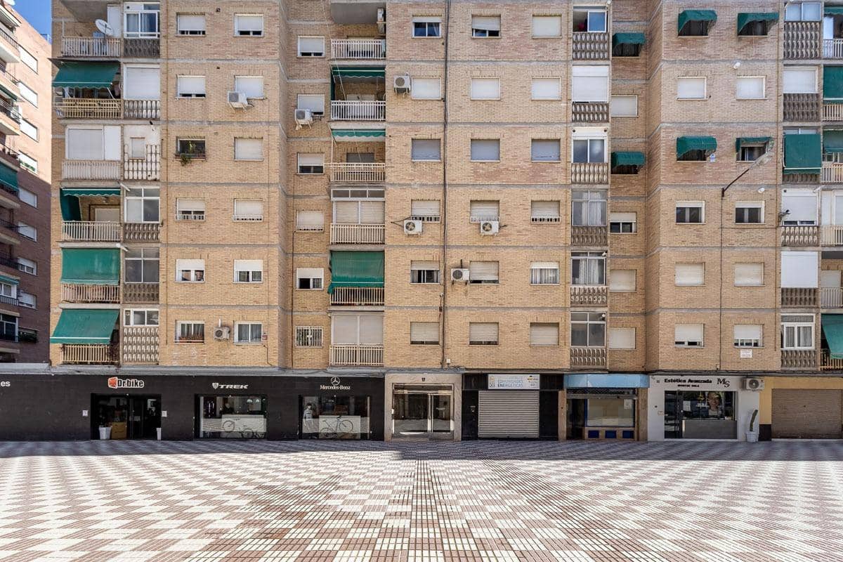 3 slaapkamer Appartement te koop in Granada stad - € 229.000 (Ref: 9916589)