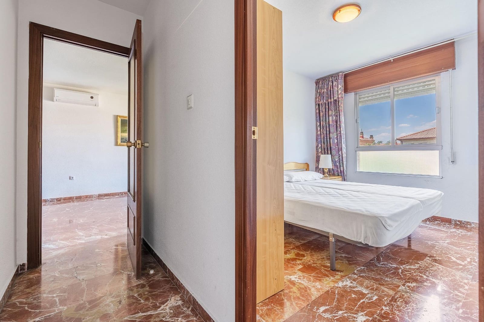 2 Zimmer Apartment zu verkaufen in Granada Stadt - 245.000 € (Ref: 9916590)