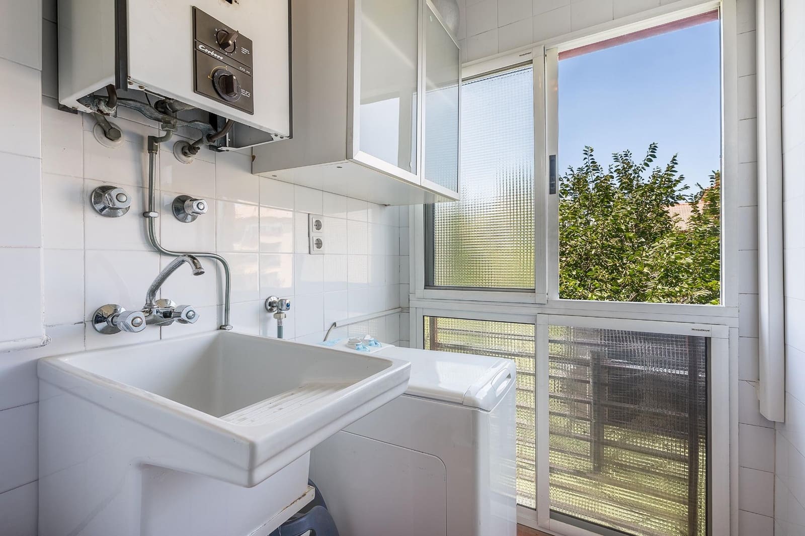 2 Zimmer Apartment zu verkaufen in Granada Stadt - 245.000 € (Ref: 9916590)