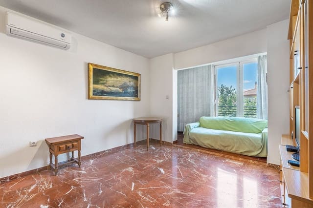 2 Zimmer Apartment zu verkaufen in Centro - Sagrario, Granada Stadt - 245.000 € (Ref: 9916590)