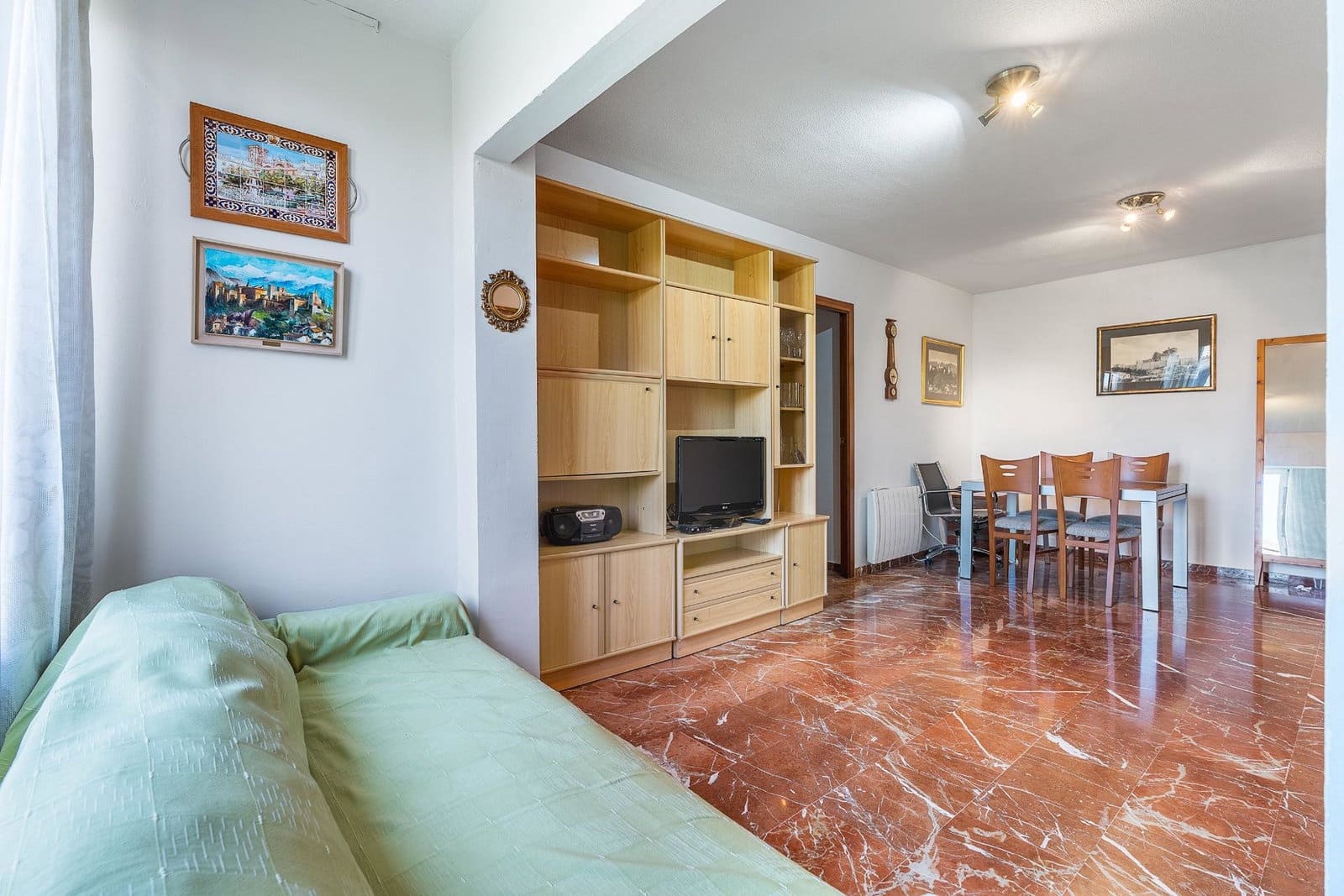 2 soveværelse Lejlighed til salg i Granada by - € 235.000 (Ref: 9916590)