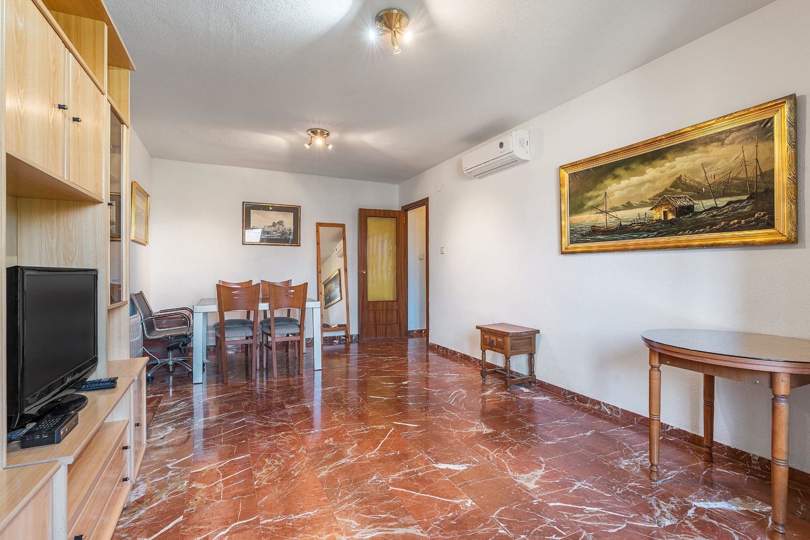 2 soveværelse Lejlighed til salg i Granada by - € 235.000 (Ref: 9916590)