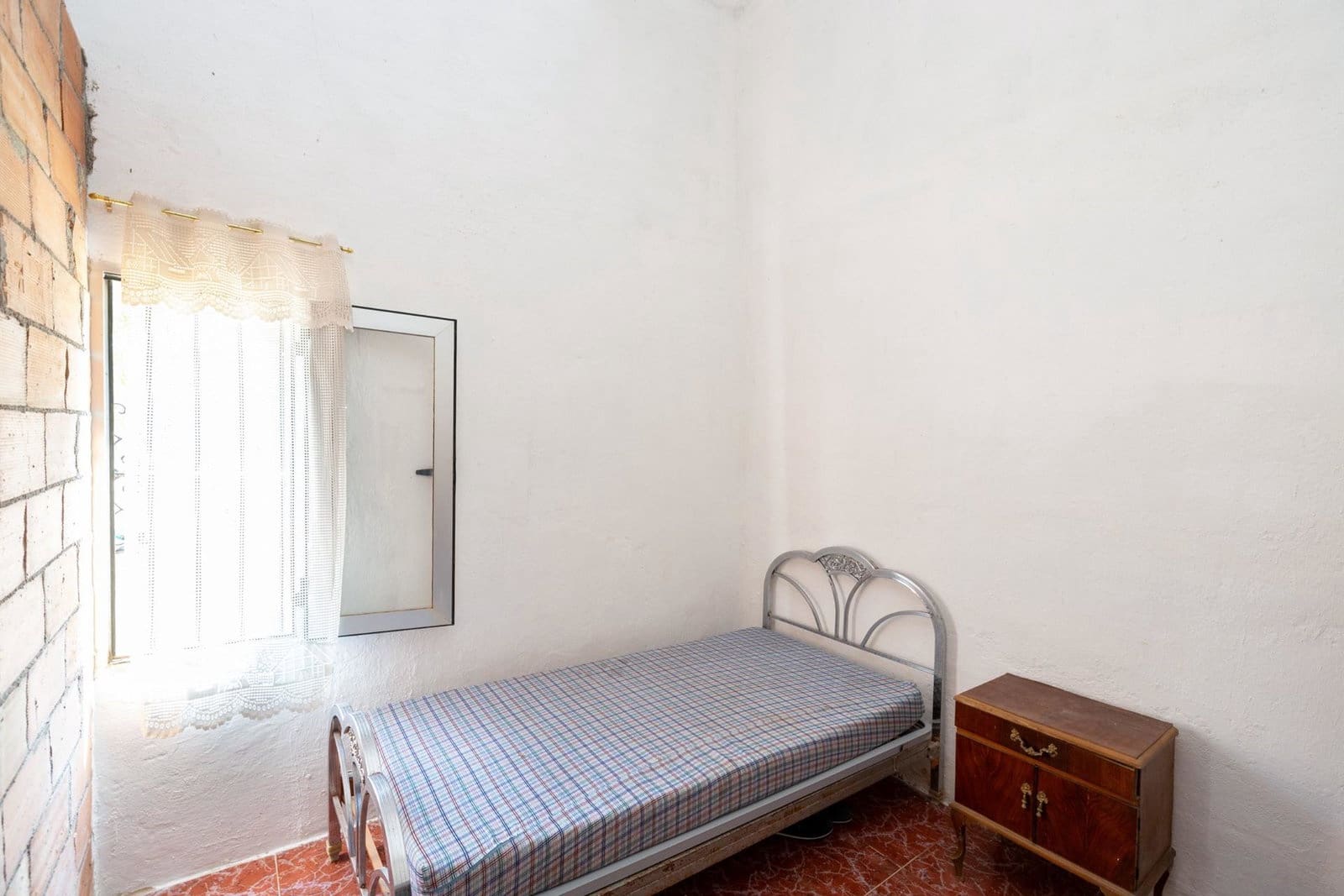 Finca/Casa Rural de 2 habitaciones en Moraleda de Zafayona en venta con garaje - 79.900 € (Ref: 9916591)