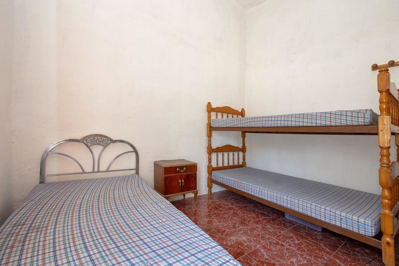 Finca/Casa Rural de 2 habitaciones en Moraleda de Zafayona en venta con garaje - 79.900 € (Ref: 9916591)