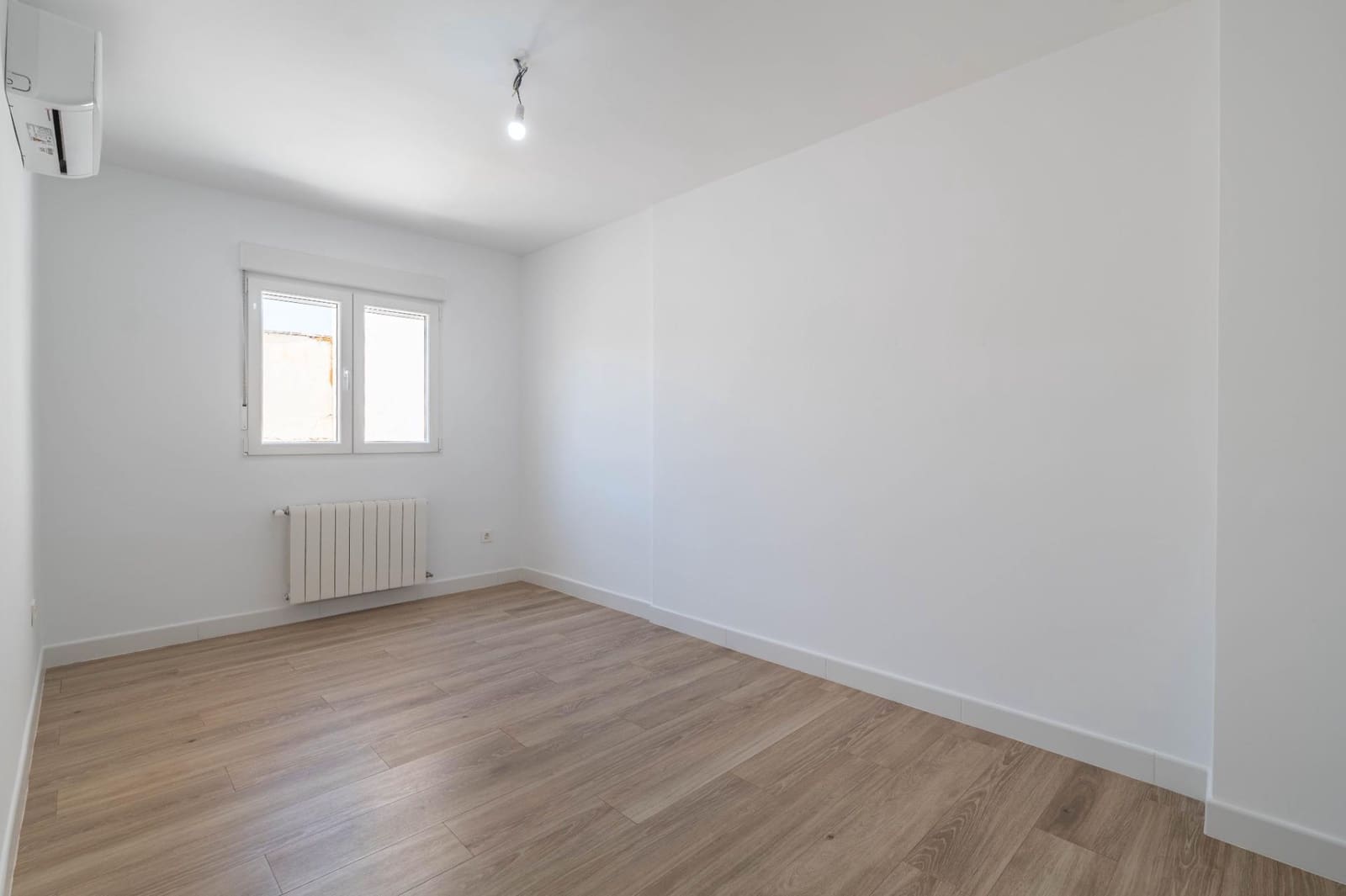 4 slaapkamer Penthouse te koop in Granada stad - € 575.000 (Ref: 9916593)