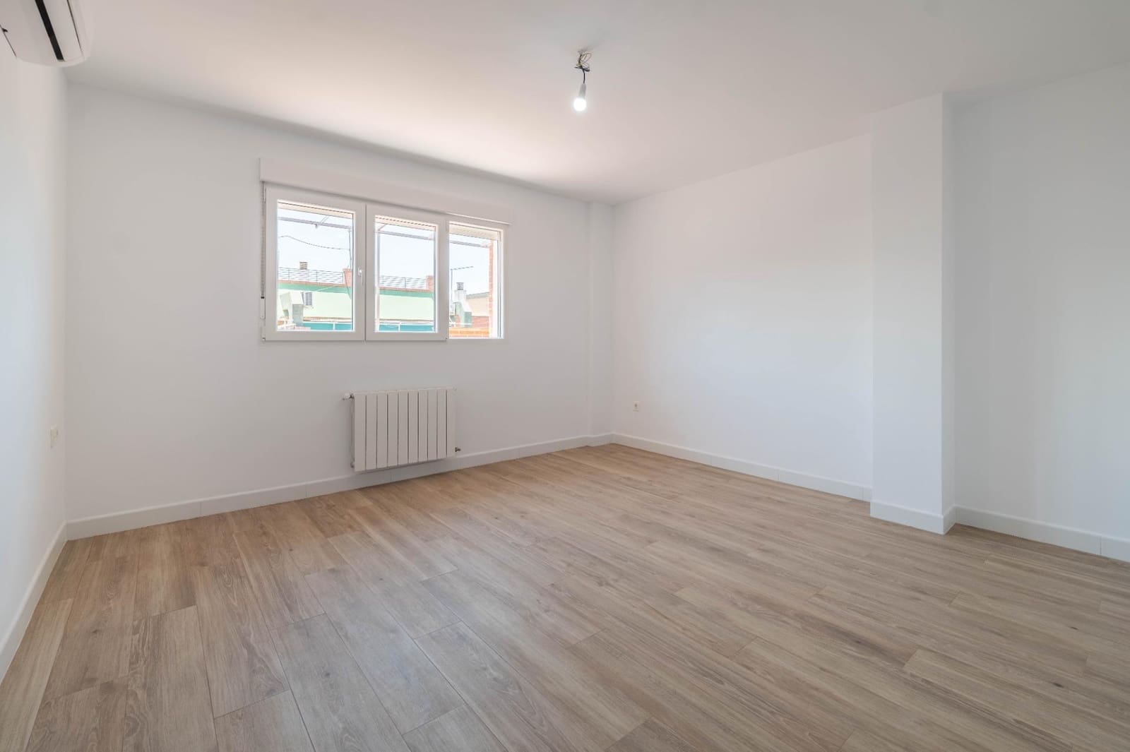 4 slaapkamer Penthouse te koop in Granada stad - € 575.000 (Ref: 9916593)